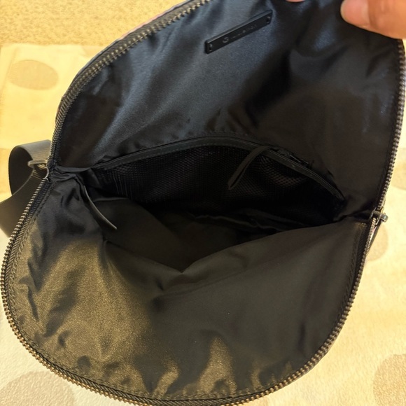 Lululemon Festival Bag II *5L Pink Purple Frosted Rose Multi / Black - Picture 9 of 14